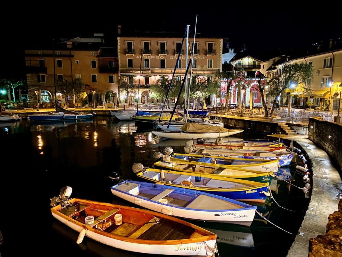 Albergo Gardesana Torri Del Benaco Exterior photo