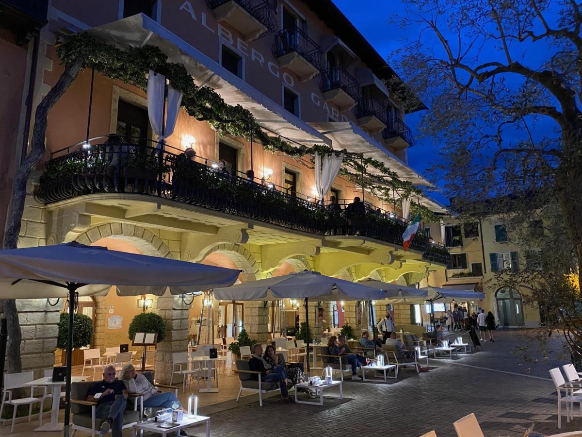 Albergo Gardesana Torri Del Benaco Exterior photo